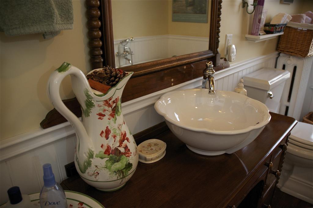 Bondy House Bed & Breakfast Amherstburg ภายนอก รูปภาพ