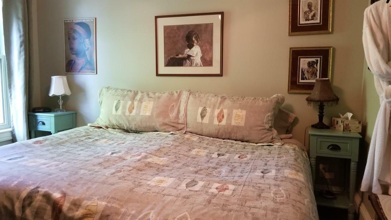 Bondy House Bed & Breakfast Amherstburg ภายนอก รูปภาพ